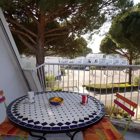 Apartment Calme Et Moderne Avec Parking Prive, A 500m De La - - Fr-1-328-241